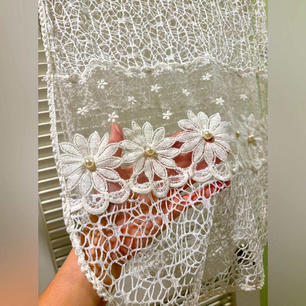 ✨ DAINTY WHITE LACE SCARF ✨